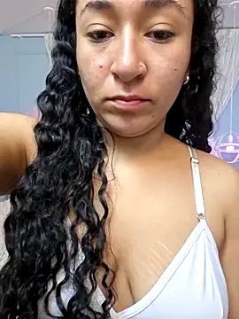 Snapshot of Dany_Moon_ chatting on 18, 2, 2026 Dany Moon online show from 18, 2, 2026