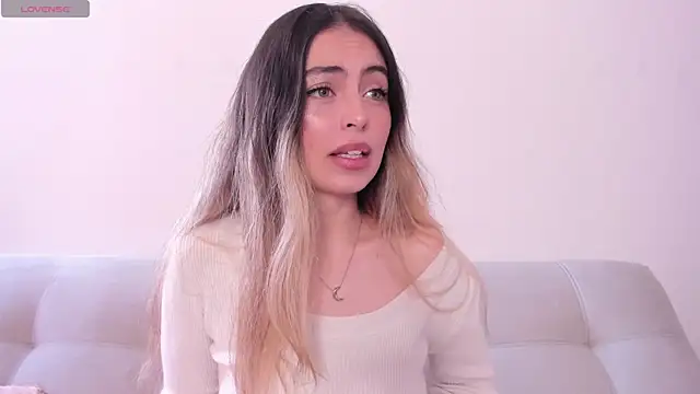 Fernanda aaaa online show from 6, 7, 2026