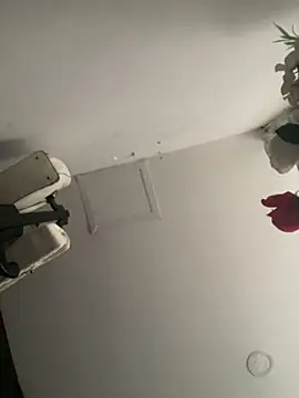 JuliaaVega online show from 11, 4, 2026