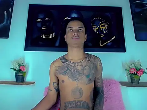 Snapshot of Tatoo_Noah chatting on 3, 2, 2026 Tatoo Noah online show from 3, 2, 2026