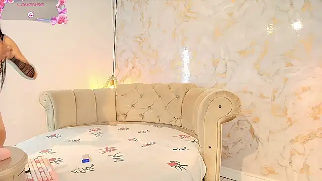 tifanibrown online show from 5, 2, 2026