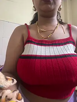 Snapshot of Real_Roma chatting on 15, 2, 2026 Real Roma online show from 15, 2, 2026