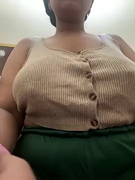 Snapshot of Real_Roma chatting on 23, 2, 2026 Real Roma online show from 23, 2, 2026