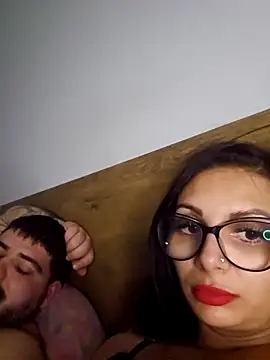 HiddendesireXO01 online show from 13, 2, 2026