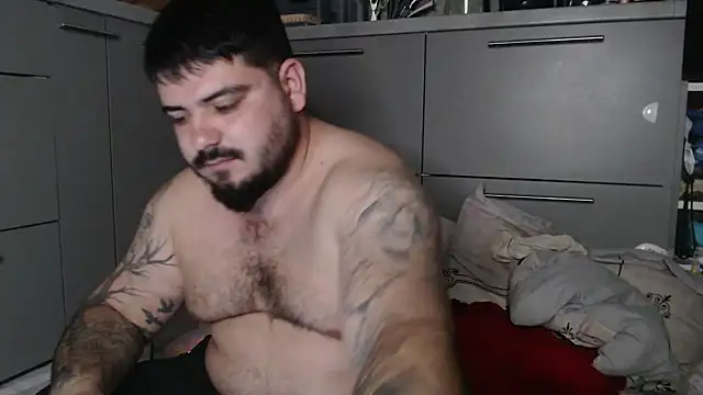 HiddendesireXO01 online show from 1, 3, 2026