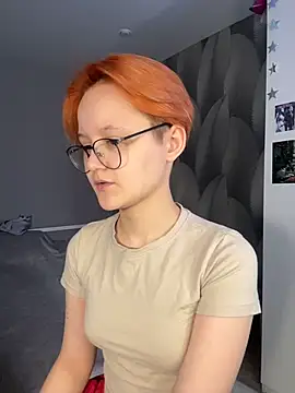 Snapshot of LuunaDorean chatting on 22, 2, 2026 LuunaDorean online show from 22, 2, 2026