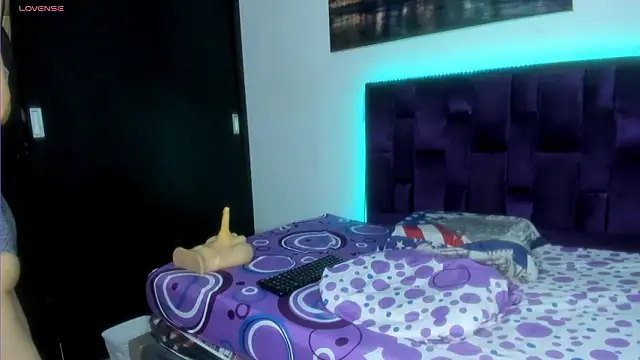 Snapshot of Ninna_Vergara chatting on 10, 2, 2026 Ninna Vergara online show from 10, 2, 2026