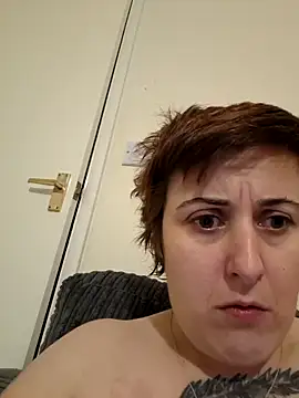 Snapshot of Tiara_XOX chatting on 24, 2, 2026 Tiara XOX online show from 24, 2, 2026