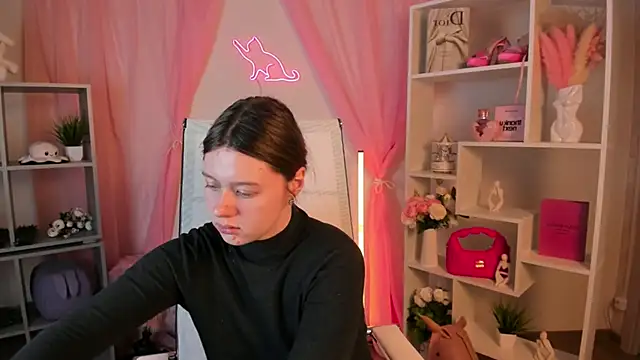 Snapshot of CelestineMauriac chatting on 9, 2, 2026 CelestineMauriac online show from 9, 2, 2026