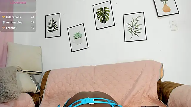 Snapshot of DomenicaW chatting on 26, 2, 2026 DomenicaW online show from 26, 2, 2026