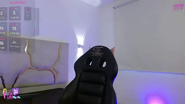 TINY TAY online show from 16, 2, 2026