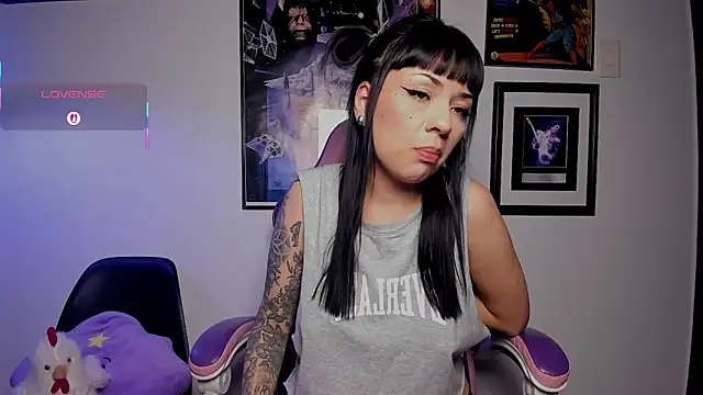 luckylaura online show from 28, 2, 2026