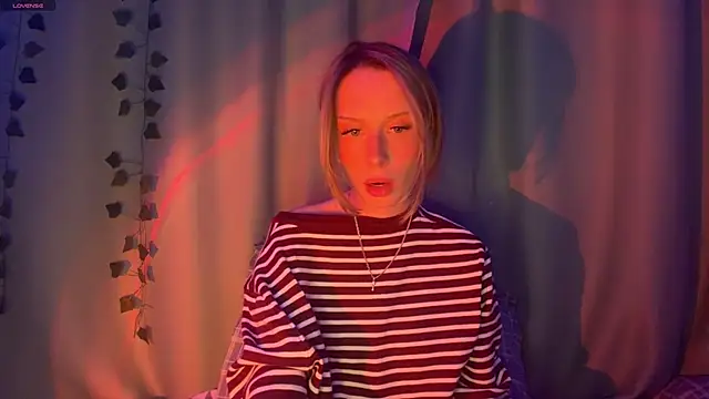 DellaCampbell online show from 3, 4, 2026