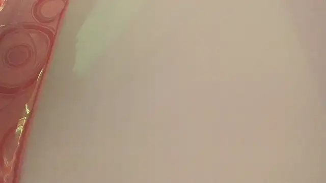 Melanie  Evans online show from 8, 4, 2026