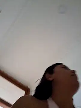 Snapshot of Layla_em chatting on 28, 2, 2026 Layla em online show from 28, 2, 2026