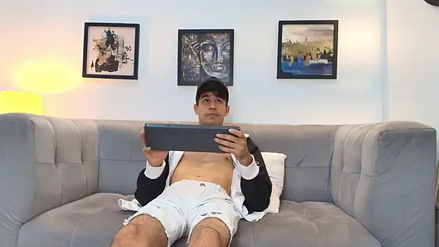 PRETTY COCK1 online show from 15, 2, 2026