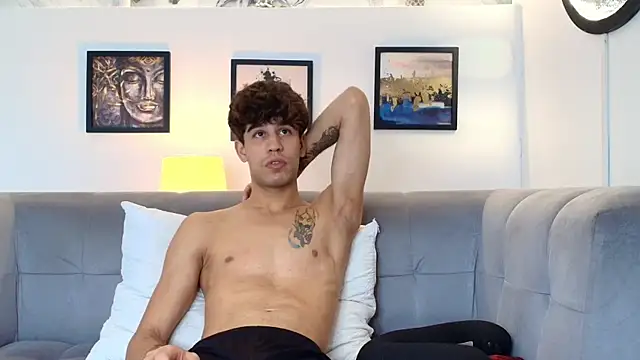 PRETTY COCK1 online show from 29, 3, 2026