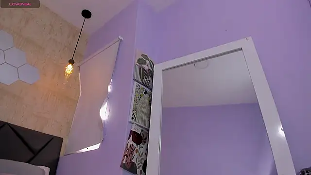 Snapshot of Naomy-lopez chatting on 2, 3, 2026 Naomy-lopez online show from 2, 3, 2026