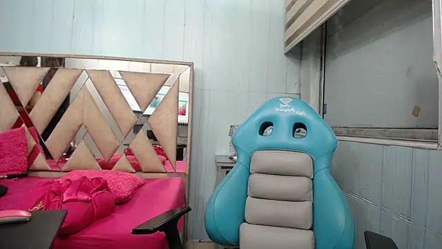 Snapshot of allison_max_tattoo chatting on 22, 2, 2026 allison max tattoo online show from 22, 2, 2026