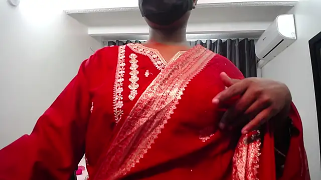 Snapshot of kavya_suri_ chatting on 17, 2, 2026 kavya suri online show from 17, 2, 2026