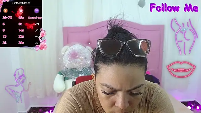 Steixy cute online show from 17, 3, 2026