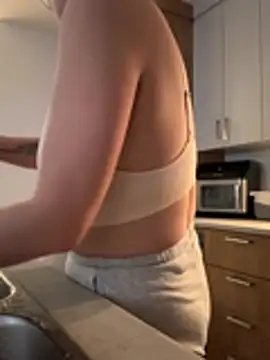 Snapshot of SpicyNatashaXO chatting on 22, 2, 2026 SpicyNatashaXO online show from 22, 2, 2026