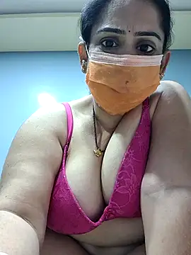 diyam4002 online show from 25, 2, 2026