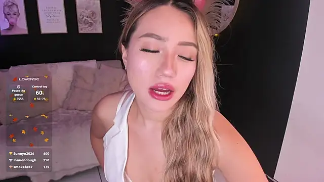 Snapshot of Isa_cortes_ chatting on 21, 2, 2026 Isa cortes online show from 21, 2, 2026