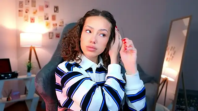 Snapshot of nexorine chatting on 23, 2, 2026 nexorine online show from 23, 2, 2026