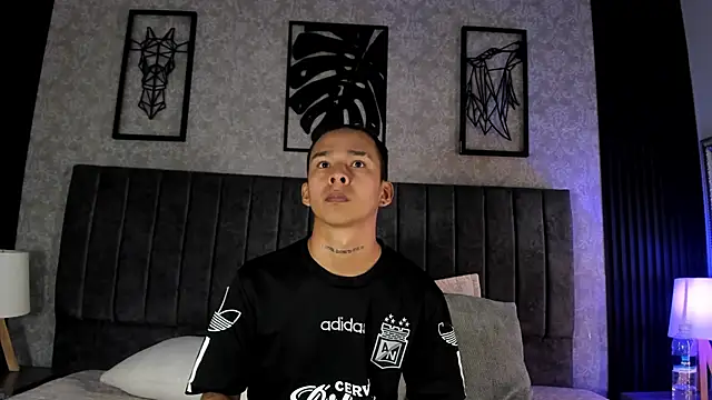 Snapshot of bliinkii_and_luka_ chatting on 4, 2, 2026 bliinkii and luka online show from 4, 2, 2026