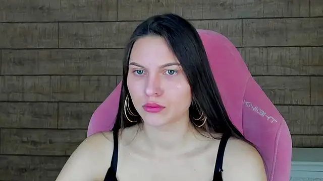 Snapshot of AliceVersal chatting on 27, 2, 2026 AliceVersal online show from 27, 2, 2026