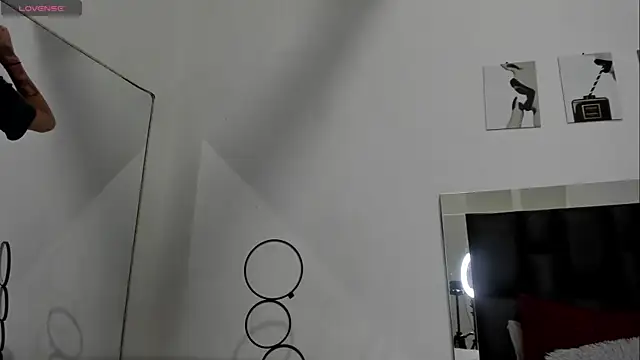 Snapshot of Isabella_Moon9 chatting on 12, 7, 2026 Isabella Moon9 online show from 12, 7, 2026