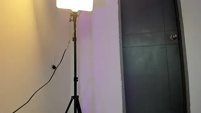 Snapshot of tammy_bensom1 chatting on 24, 6, 2026 tammy bensom1 online show from 24, 6, 2026