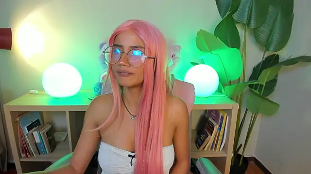 Lia flor online show from 2, 3, 2026