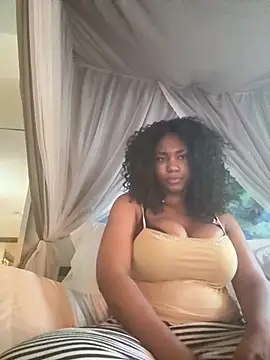 Snapshot of Ebonythroat777 chatting on 21, 7, 2026 Ebonythroat777 online show from 21, 7, 2026
