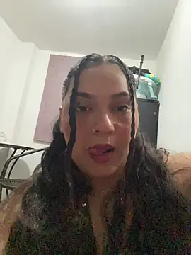 Snapshot of chiara_andrew chatting on 28, 4, 2026 chiara andrew online show from 28, 4, 2026