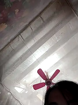 Reina Fcup01 online show from 19, 3, 2026