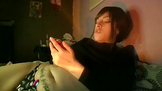mimi miauu online show from 18, 6, 2026