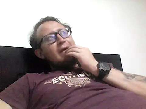 Ecuhot8976 online show from 12, 2, 2026