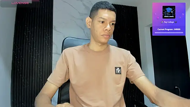 Snapshot of milo_cruz_ chatting on 1, 2, 2026 milo cruz online show from 1, 2, 2026