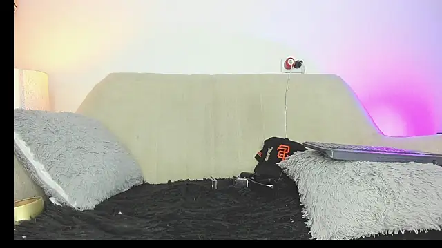 drakomilck1 online show from 28, 2, 2026