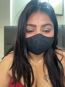 Snapshot of Myra_Desire69 chatting on 15, 2, 2026 Myra Desire69 online show from 15, 2, 2026