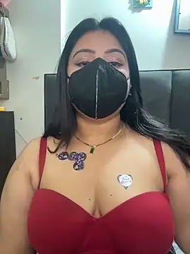 Snapshot of Myra_Desire69 chatting on 16, 2, 2026 Myra Desire69 online show from 16, 2, 2026