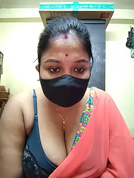 Curvy Trisha online show from 3, 7, 2026