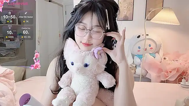 Luminous4173 online show from 12, 2, 2026