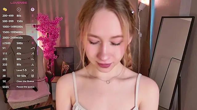 Snapshot of lil_monikaa chatting on 9, 2, 2026 lil monikaa online show from 9, 2, 2026