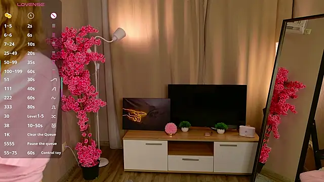 Snapshot of lil_monikaa chatting on 11, 6, 2026 lil monikaa online show from 11, 6, 2026