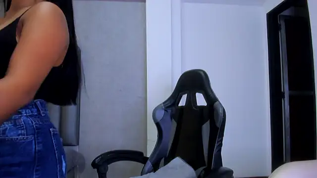 Snapshot of Shirleytaylor- chatting on 25, 2, 2026 Shirleytaylor- online show from 25, 2, 2026