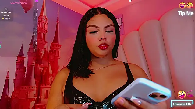 Maia Hotts online show from 13, 3, 2026