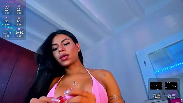 Snapshot of Salolatina chatting on 19, 6, 2026 Salolatina online show from 19, 6, 2026
